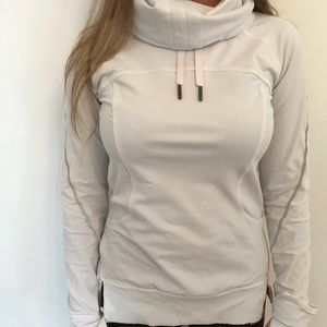 Lululemon pullover